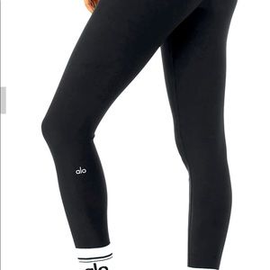 Alo yoga black airlift leggings size small
